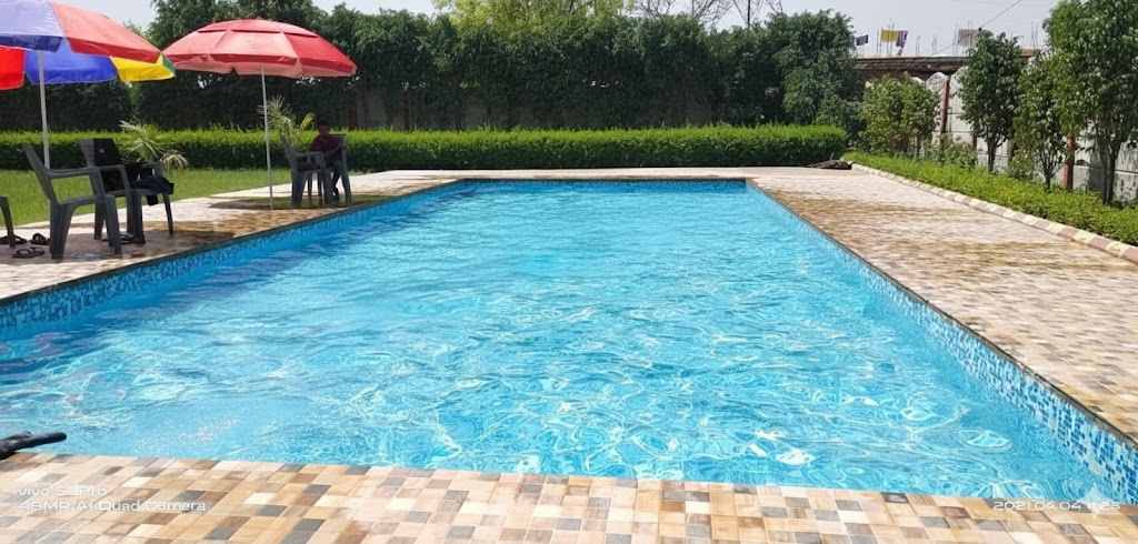 Resort Swimming Pool